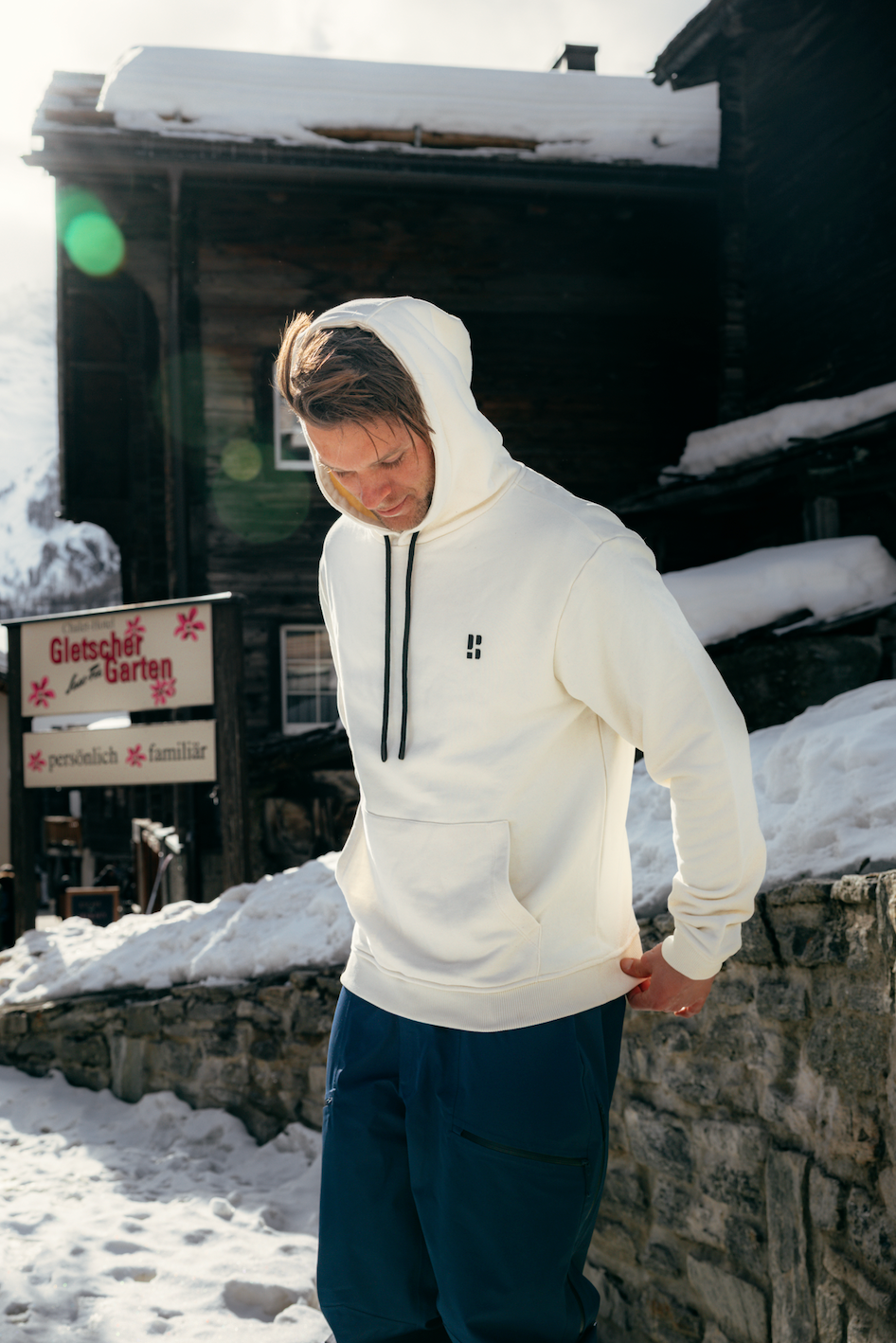 Off-white hoodie met backprint